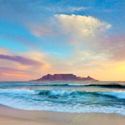 Table Mountain seen from Bloubergstrand