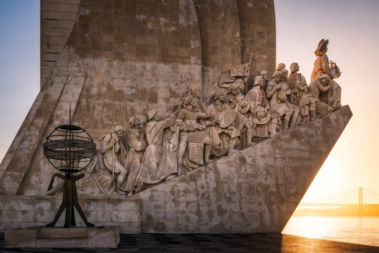monument to the discoveries Lisbon